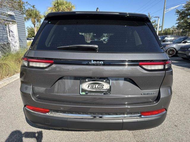 used 2023 Jeep Grand Cherokee car, priced at $29,477