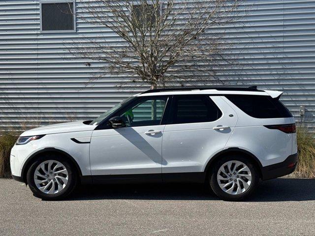 used 2024 Land Rover Discovery car, priced at $51,078