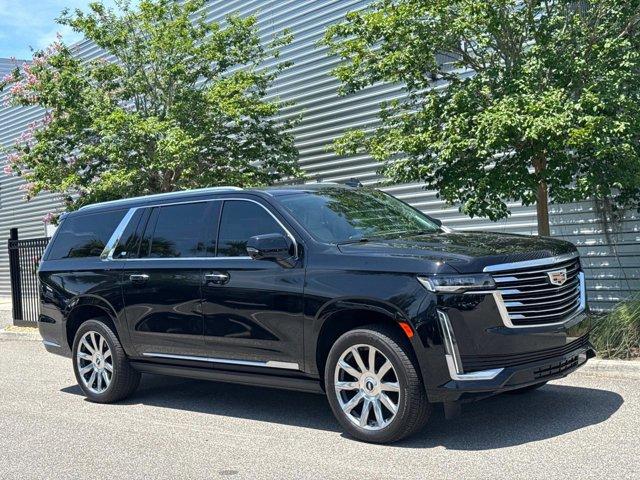 used 2022 Cadillac Escalade ESV car, priced at $71,994
