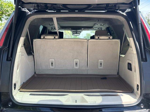 used 2022 Cadillac Escalade ESV car, priced at $71,994