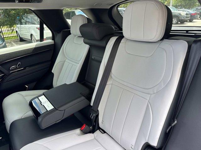 new 2025 Land Rover Range Rover Sport car, priced at $104,660
