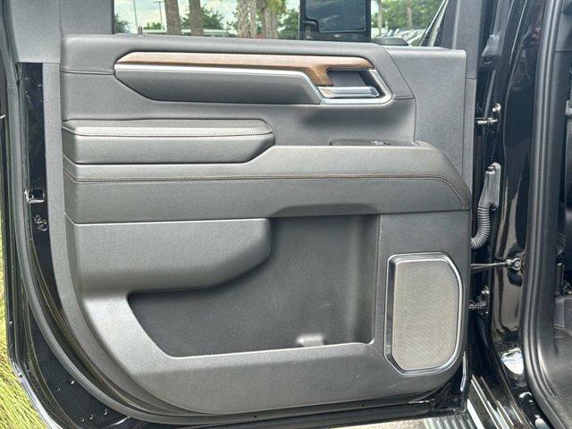used 2025 Chevrolet Silverado 3500 car, priced at $79,991