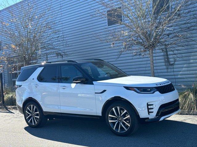 new 2025 Land Rover Discovery car, priced at $75,703