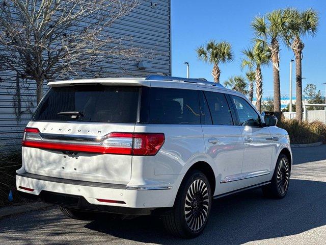 used 2020 Lincoln Navigator car, priced at $37,991