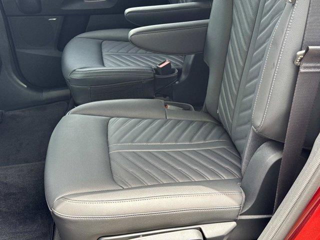 used 2025 Kia Sorento car, priced at $43,991