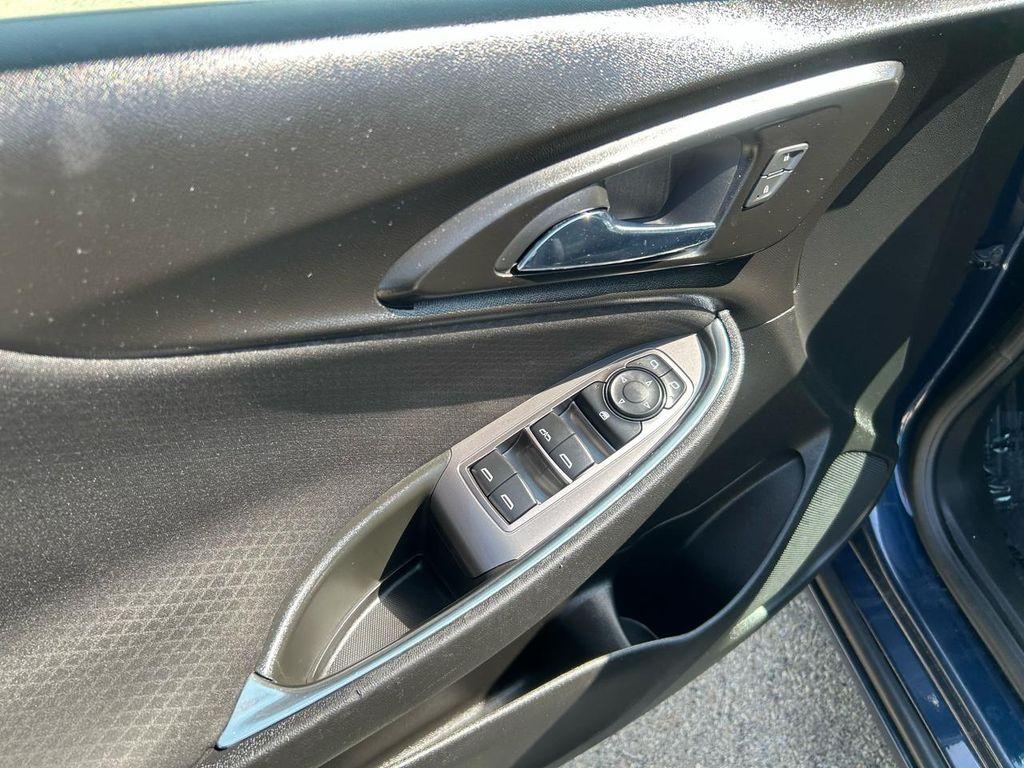 used 2019 Chevrolet Malibu car, priced at $15,995