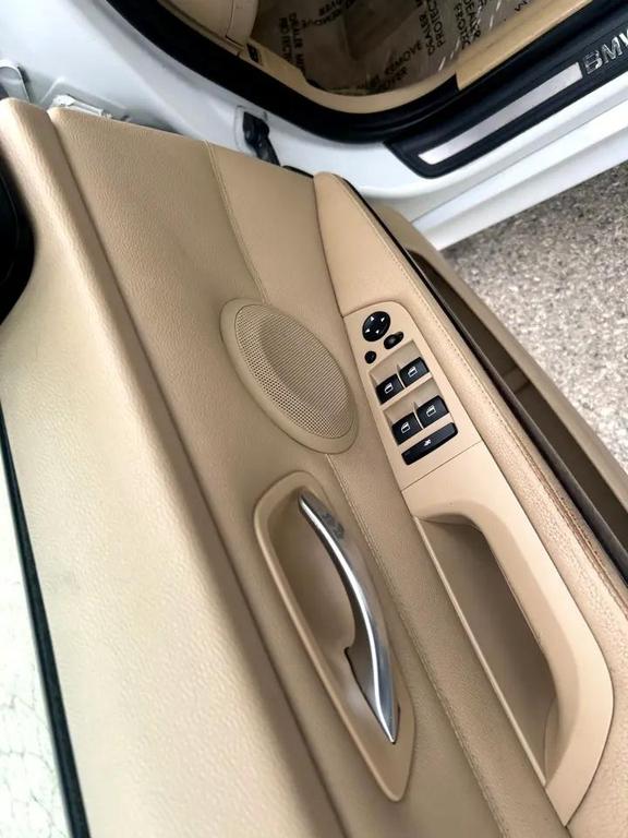 used 2011 BMW 328 car, priced at $9,995