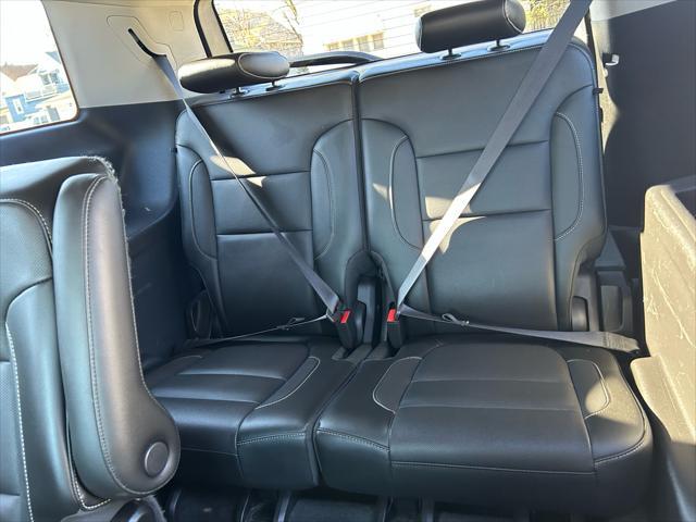 used 2019 GMC Acadia car, priced at $19,995