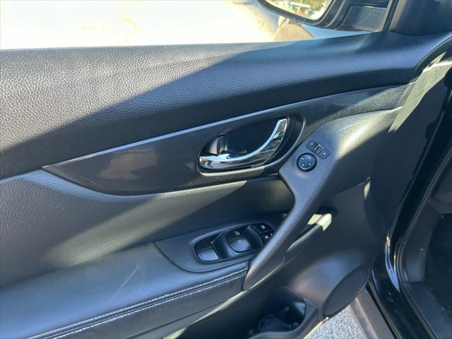 used 2020 Nissan Rogue car, priced at $16,995
