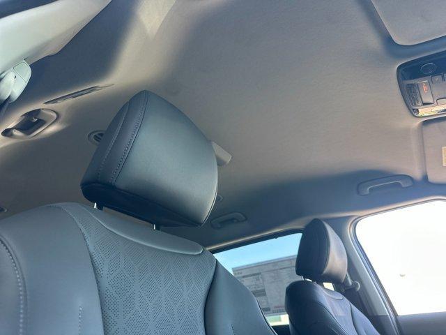 new 2026 Kia Carnival Hybrid car, priced at $44,625