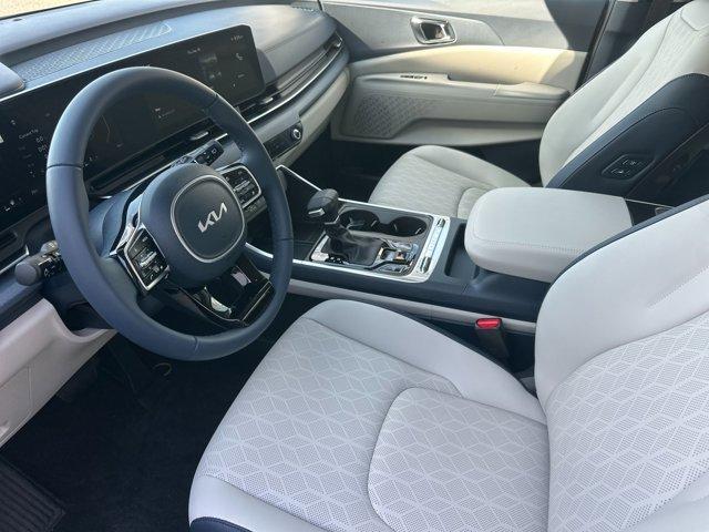 new 2026 Kia Carnival car, priced at $48,920