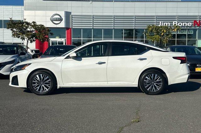 used 2023 Nissan Altima car, priced at $25,999