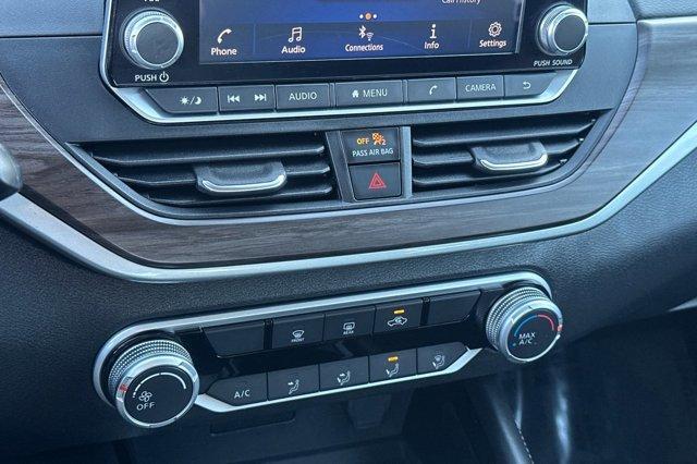 used 2023 Nissan Altima car, priced at $25,999