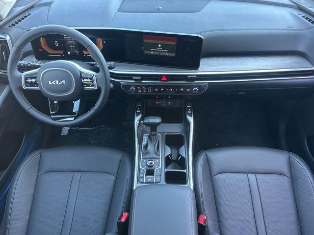 new 2025 Kia Sorento car, priced at $44,305