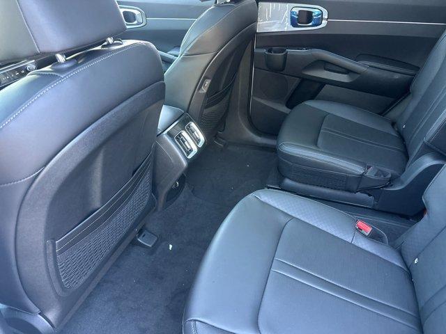 new 2025 Kia Sorento car, priced at $44,305