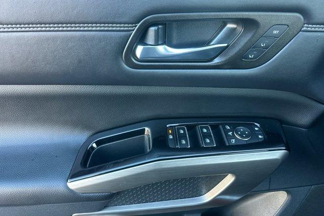 used 2022 Nissan Pathfinder car, priced at $37,999