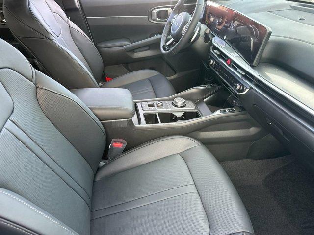 new 2025 Kia Sorento Hybrid car, priced at $42,625