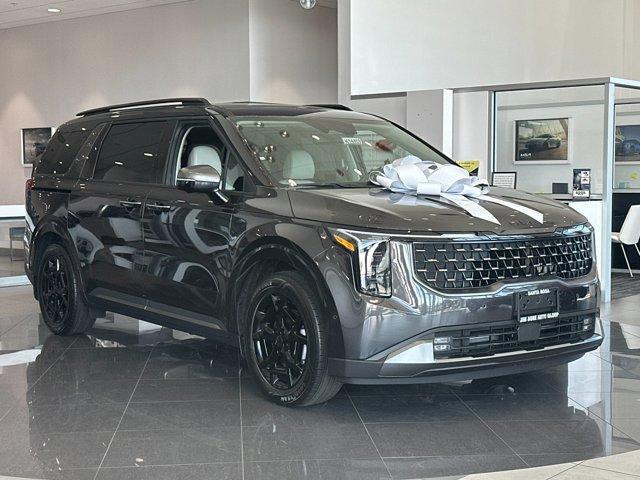 new 2026 Kia Carnival Hybrid car, priced at $55,175