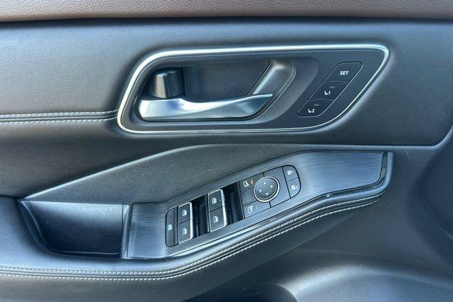 used 2021 Nissan Rogue car, priced at $18,999