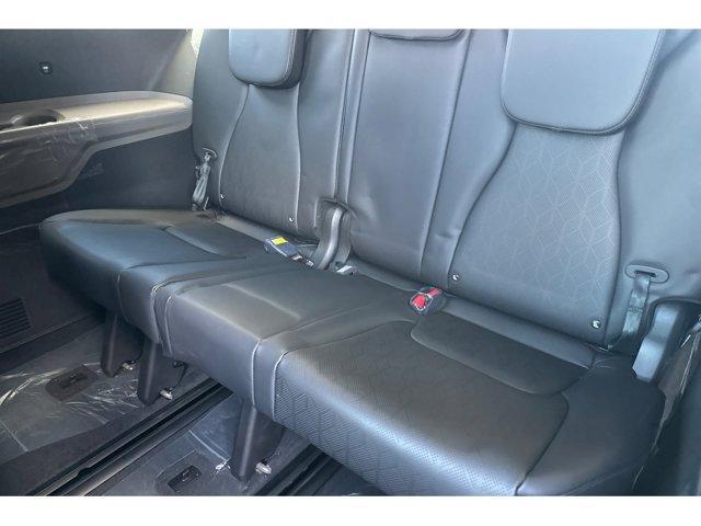 new 2025 Kia Carnival car, priced at $43,135