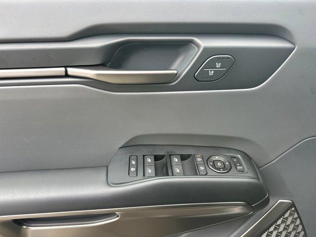 new 2026 Kia EV9 car, priced at $59,780