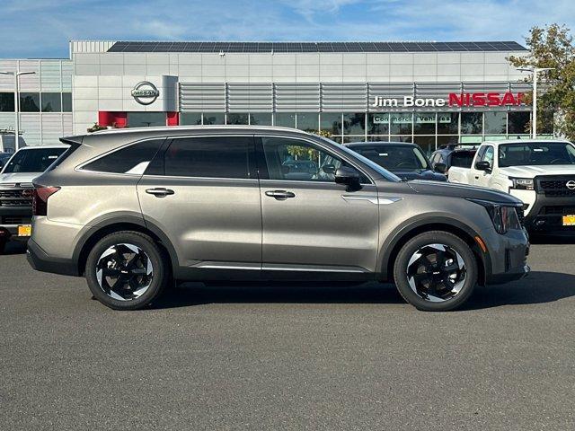 new 2026 Kia Sorento Hybrid car, priced at $42,810