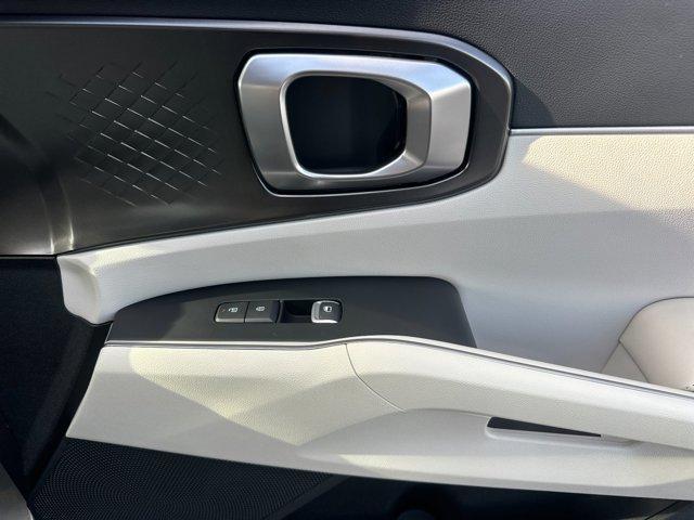 new 2026 Kia Sorento Hybrid car, priced at $42,810