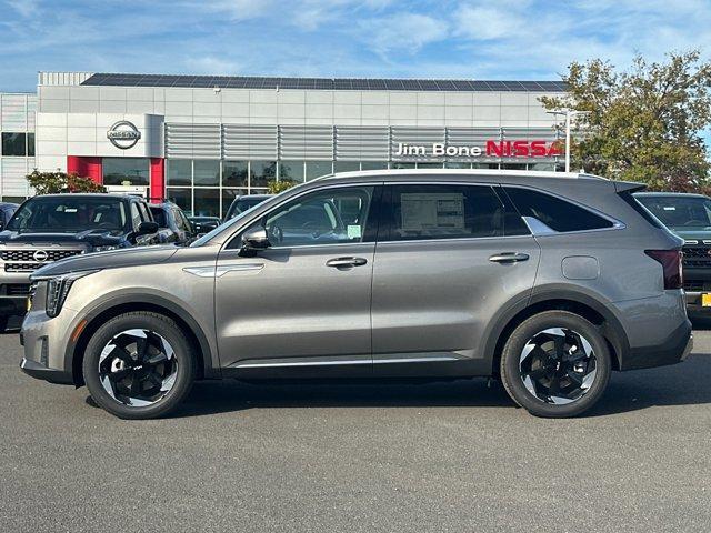 new 2026 Kia Sorento Hybrid car, priced at $42,810