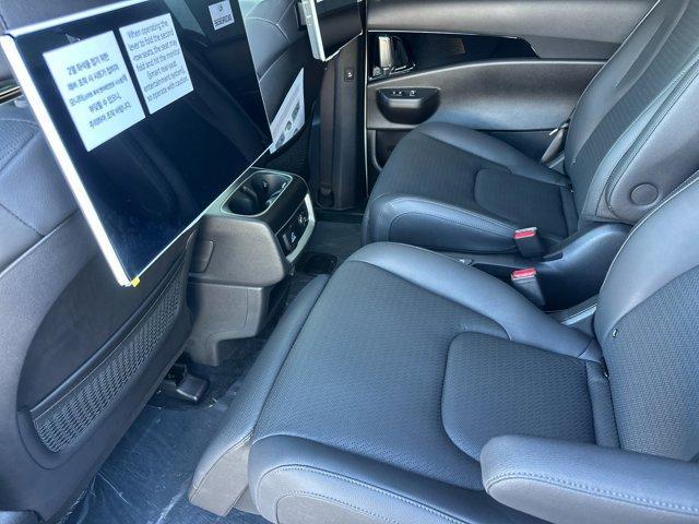 new 2026 Kia Carnival Hybrid car, priced at $58,435