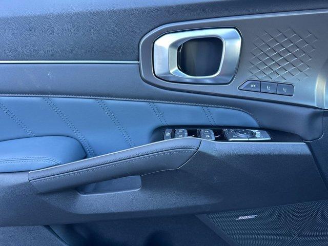new 2025 Kia Sorento Hybrid car, priced at $49,320