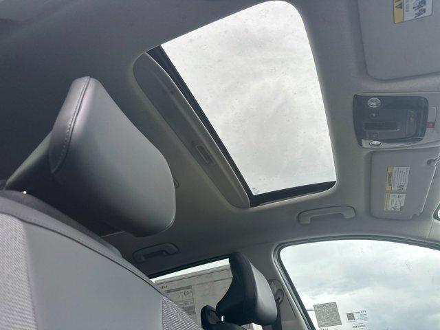 new 2025 Kia Niro car, priced at $33,735