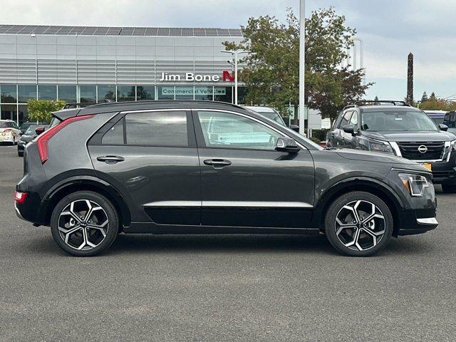 new 2025 Kia Niro car, priced at $33,735