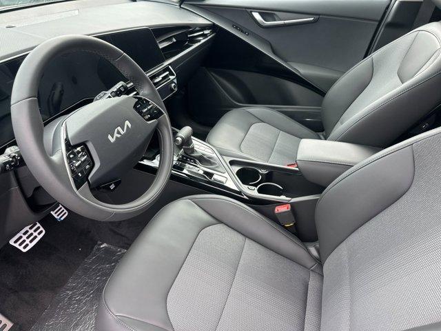 new 2025 Kia Niro car, priced at $33,735