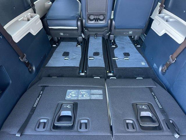 new 2026 Kia Carnival Hybrid car, priced at $45,385