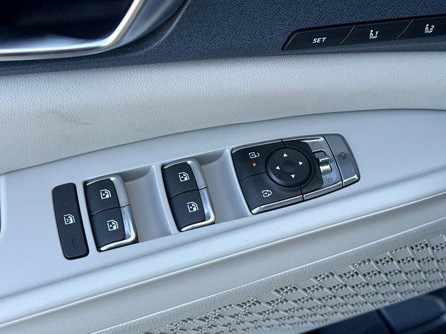 new 2026 Kia Carnival Hybrid car, priced at $45,385