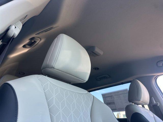 new 2026 Kia Carnival Hybrid car, priced at $45,385