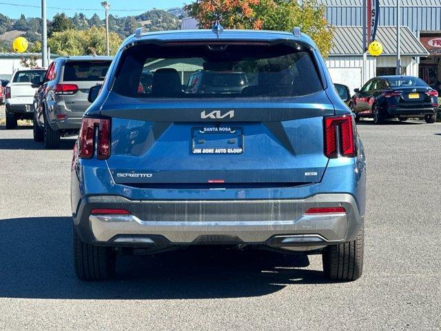new 2025 Kia Sorento Hybrid car, priced at $49,855