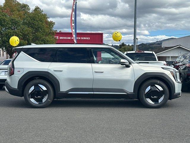 new 2026 Kia EV9 car, priced at $59,735