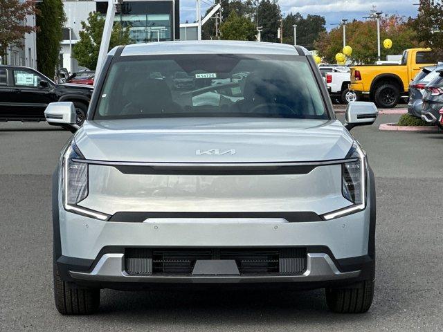 new 2026 Kia EV9 car, priced at $59,735
