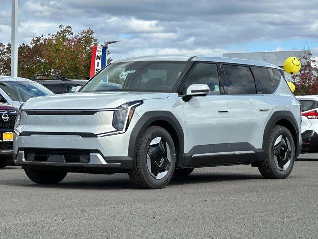 new 2026 Kia EV9 car, priced at $59,735