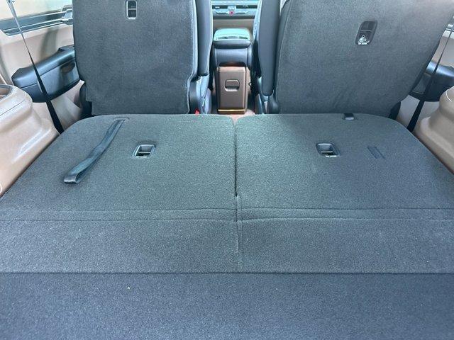 new 2026 Kia EV9 car, priced at $77,650