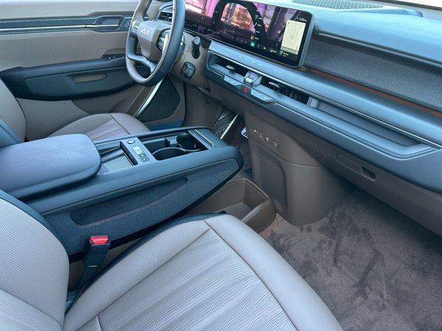new 2026 Kia EV9 car, priced at $77,650