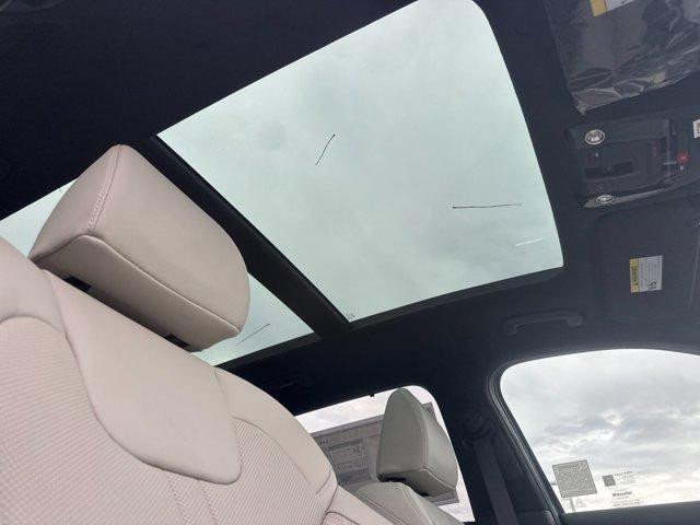 new 2025 Kia Sorento Hybrid car, priced at $49,195