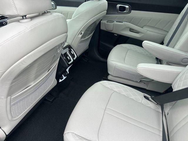 new 2025 Kia Sorento Hybrid car, priced at $49,195