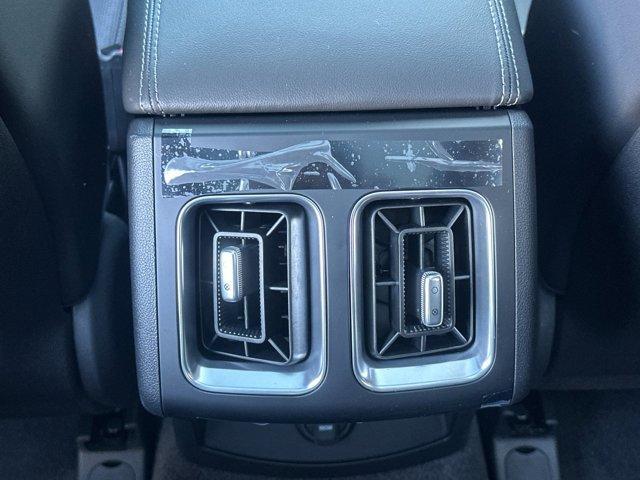 new 2025 Kia Sorento car, priced at $44,305