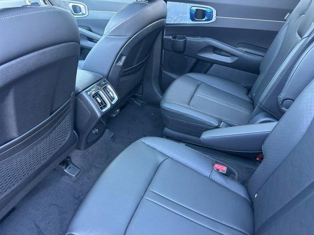 new 2025 Kia Sorento car, priced at $44,305