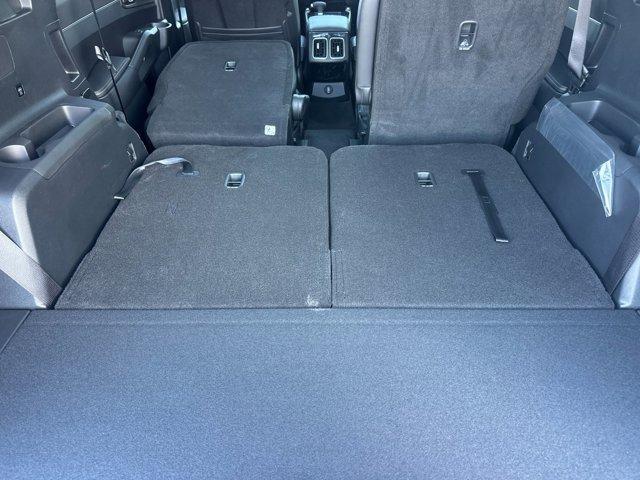 new 2025 Kia Sorento car, priced at $44,305