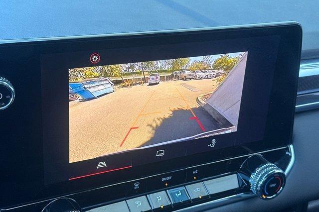 used 2024 GMC Canyon car, priced at $35,995