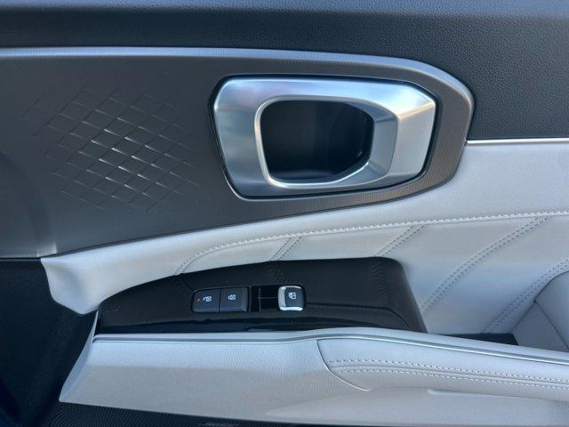 new 2025 Kia Sorento Hybrid car, priced at $49,360
