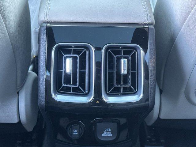 new 2025 Kia Sorento Hybrid car, priced at $49,360